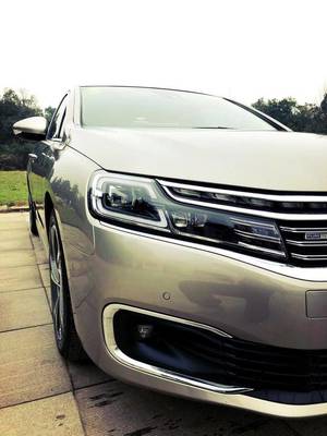 月銷215臺，產品力不輸雅閣，為何雪鐵龍C6車主感嘆 神龍汽車不懂營銷？